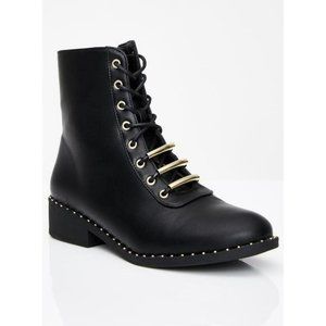 🌟SALE🌟BOGO1/2 off bundle Dolls Kill Combat boots